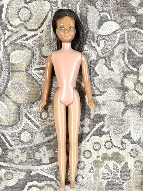 Vintage 1963 Skipper Doll, Barbie’s Little Sister Dark Brown Hair Straight Legs